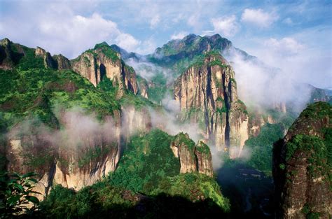 Le Mont Yandang, une montagne majestueuse aux merveilles cachées !