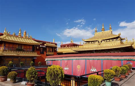 Le Temple de Jingxing : Un joyau architectural caché dans un labyrinthe verdoyant !