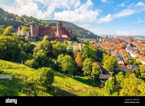 Le Château de Heidelberg : Une forteresse médiévale surplombant le Neckar !