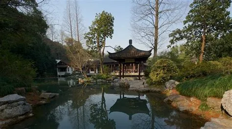 Le Jardin Botanique de Hangzhou : Un Oasis Vert au Coeur Vibrant de la Ville !