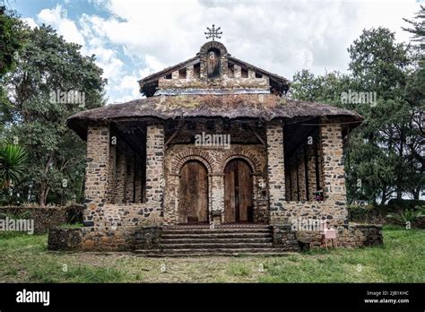  Le Monastère de Debre Birhan Selassie: Un trésor caché de couleurs et d'histoire!