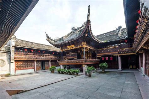 Le Temple de Tianyi: Un joyau architectural millénaire et une porte vers l'histoire de Ningbo!