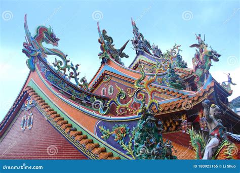 Le Temple des Cinq Dragons, un lieu de culte ancestral et d'architecture majestueuse !